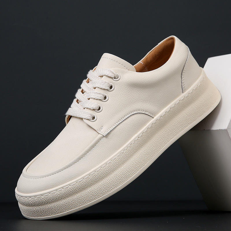 Men's pure white minimalist sports shoes, comfortable for outdoor and casual outings